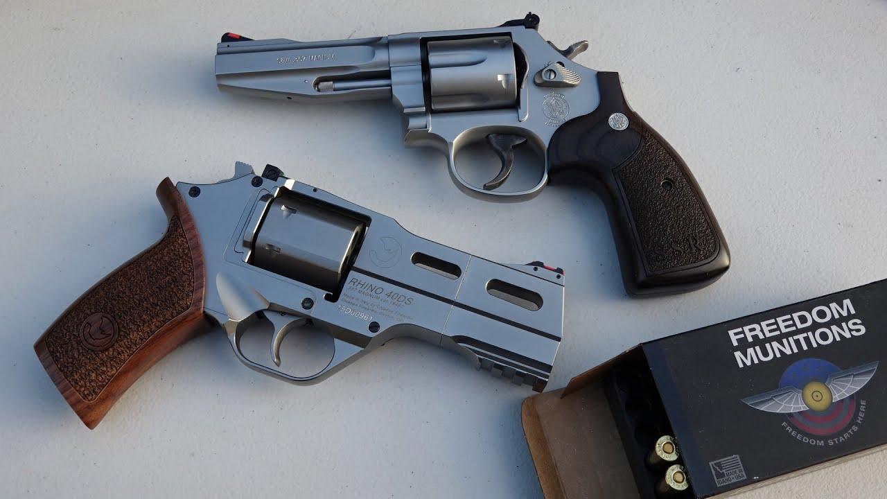 Chiappa Rhino 40DS vs Smith & Wesson 686 SSR