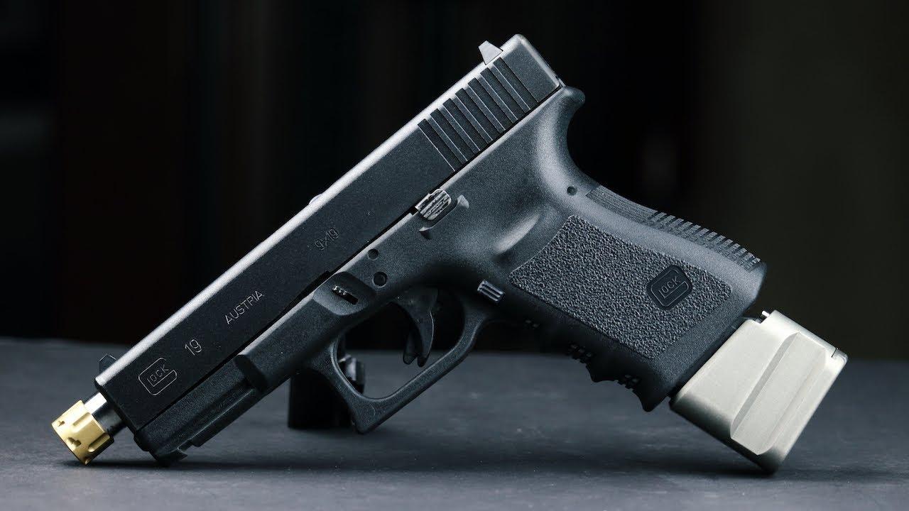 Glock 19 with 20 Round Magazines | Magazine Extension from Shield Arms